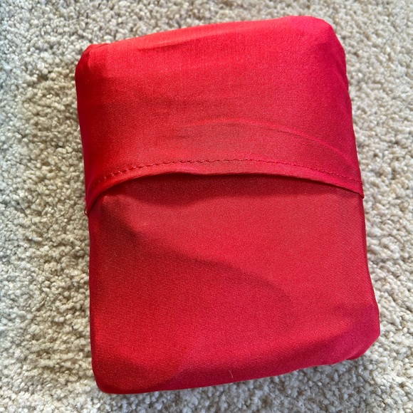 J.L. Childress Gate Check Bag for Standard & Double Strollers - Red Travel Bag - Picture 4 of 4